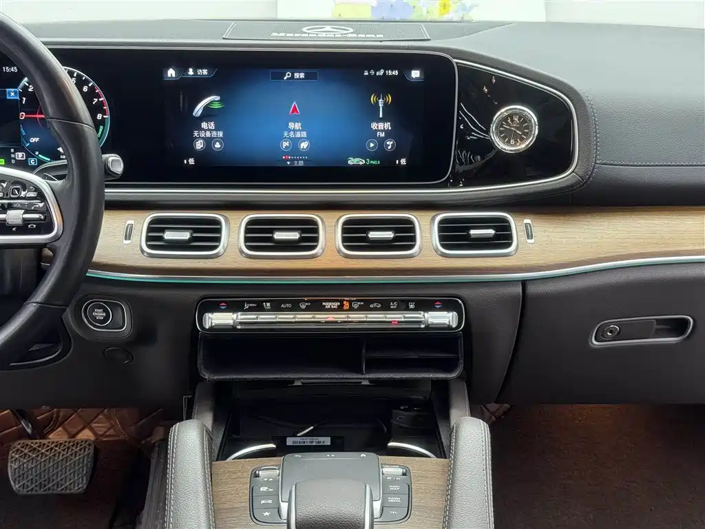 Mercedes-Benz GLE New Energy 2022 — фото 10