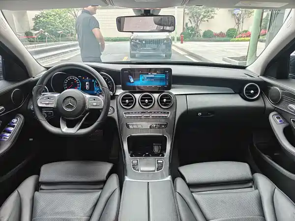 Mercedes-Benz C-Class 2021