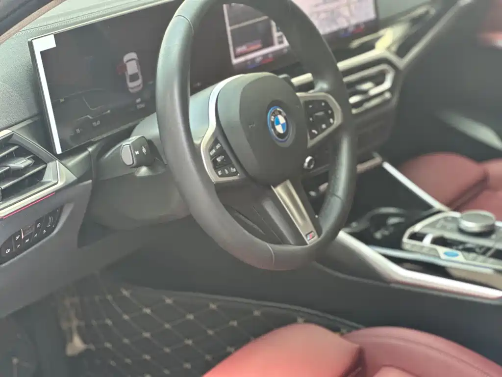 BMW i3 2024 — фото 13