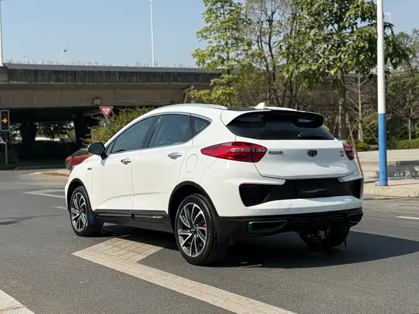 Geely Emgrand GS 2018