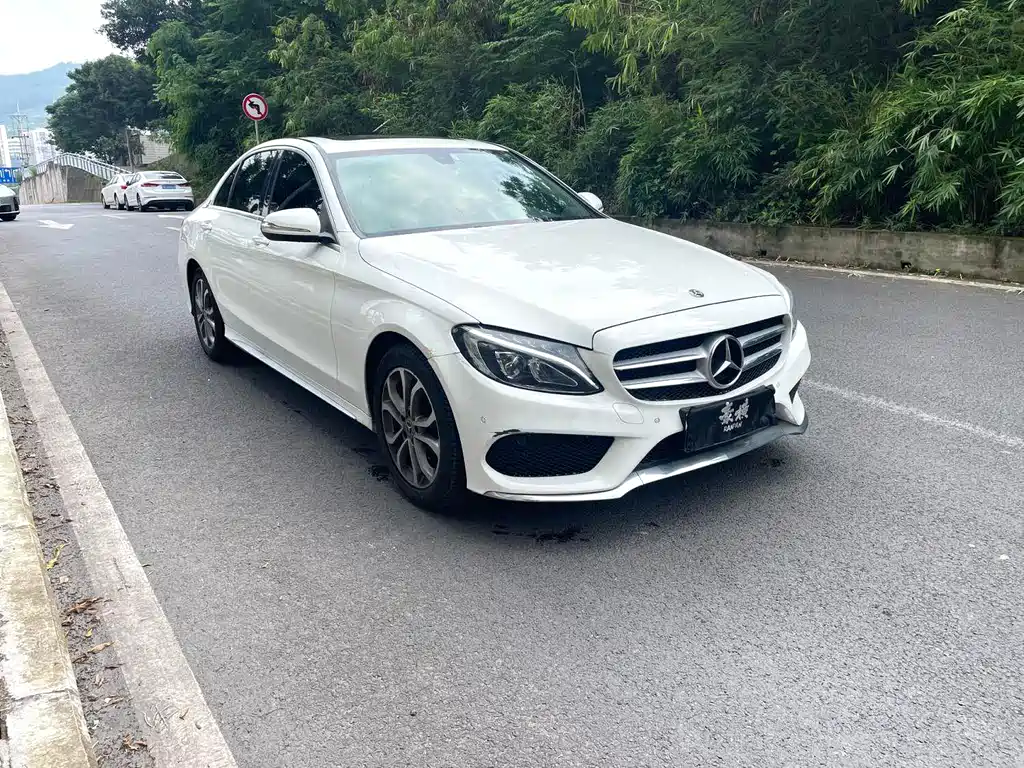 Mercedes-Benz C-Class 2017 — фото 3