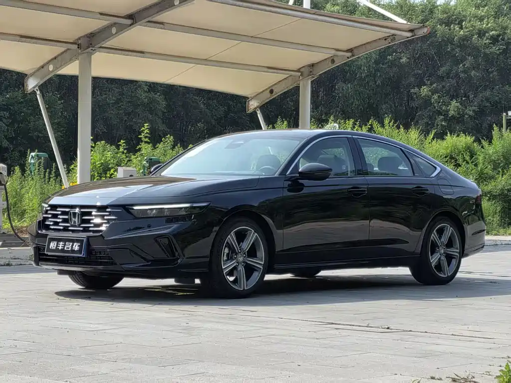 Honda Accord 2026 — фото 1
