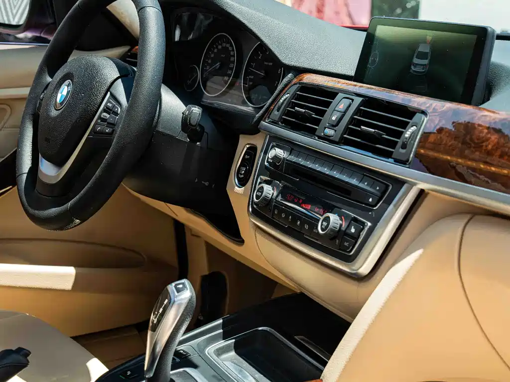 BMW 3 Series 2013 — фото 19