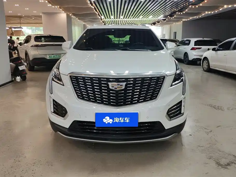 Cadillac XT5 2019 — фото 2