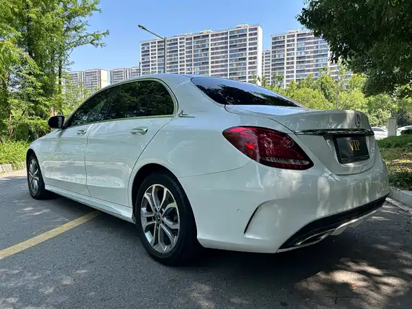 Mercedes-Benz C-Class 2018