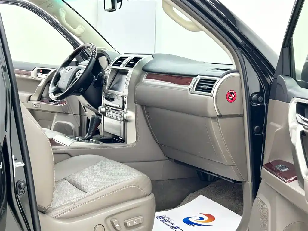 Lexus GX 2013 — фото 12