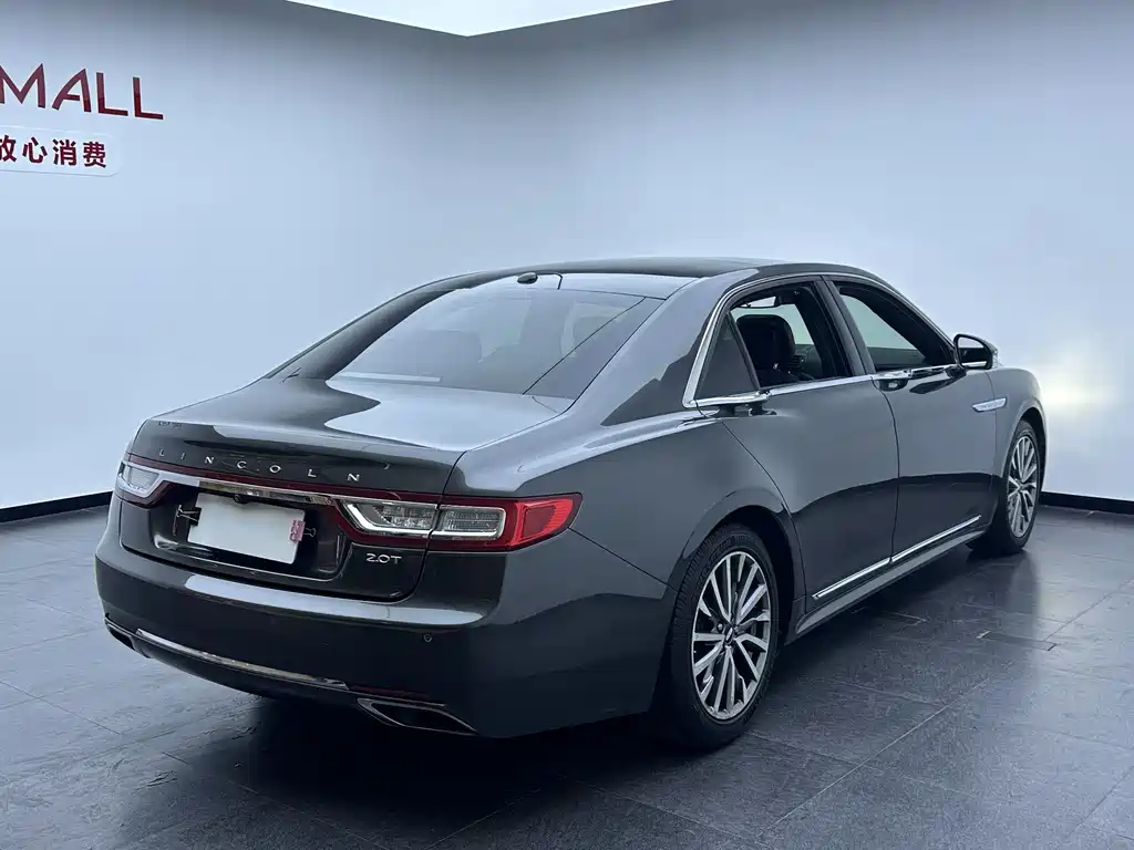 Lincoln Continental 2018 — фото 4