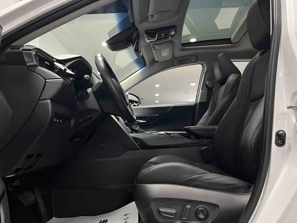 Toyota Harrier 2022 — фото 18