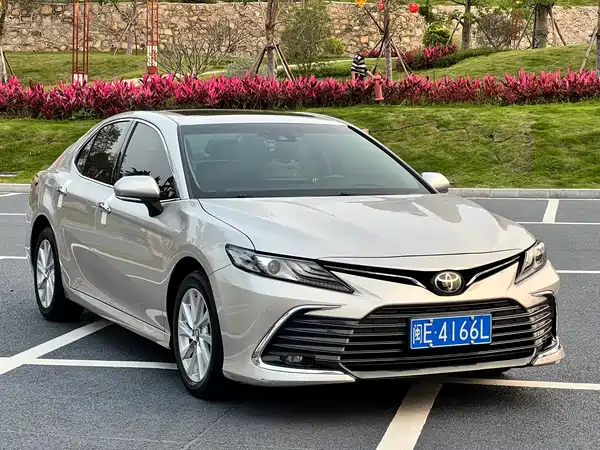 Toyota Camry 2021