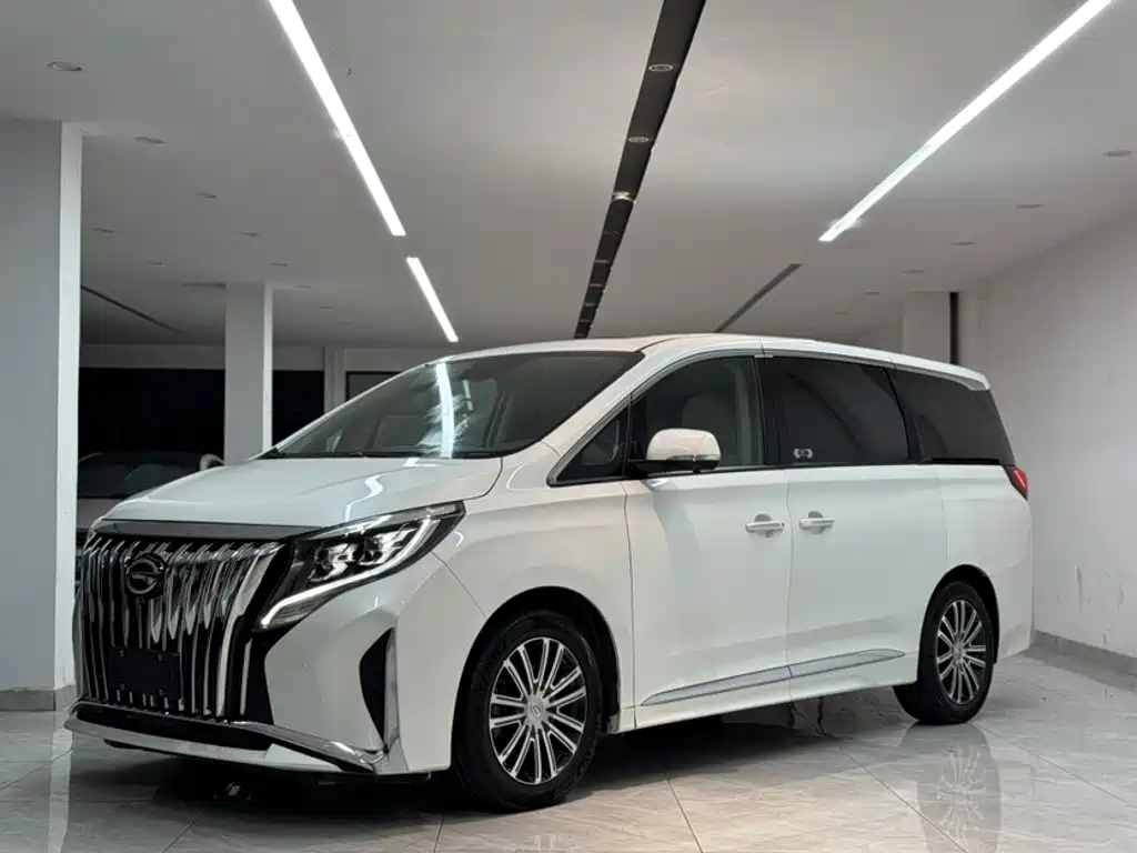 GAC Motor Trumpchi M8 2021 — фото 1