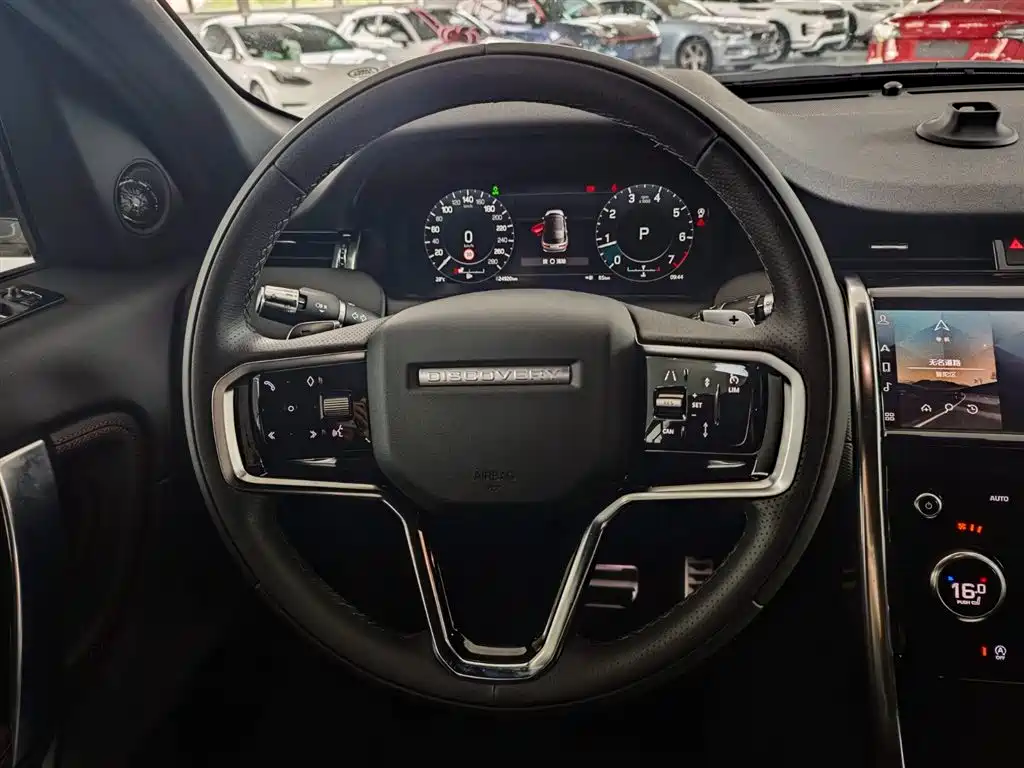 Land Rover Discovery Sport 2022 — фото 13