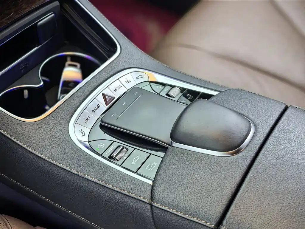 Mercedes-Benz S-Class 2020 — фото 6