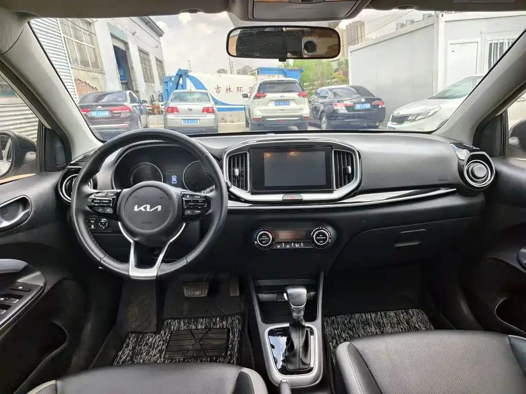 Kia KX1 2022 — фото 13