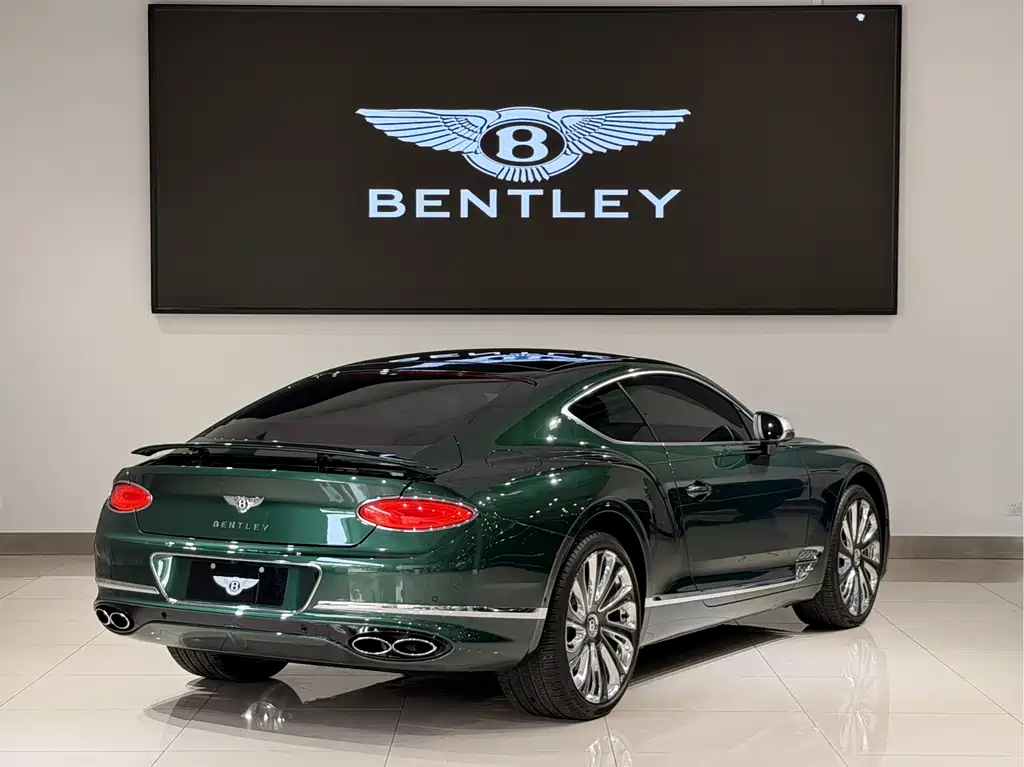 Bentley Continental 2023 — фото 4