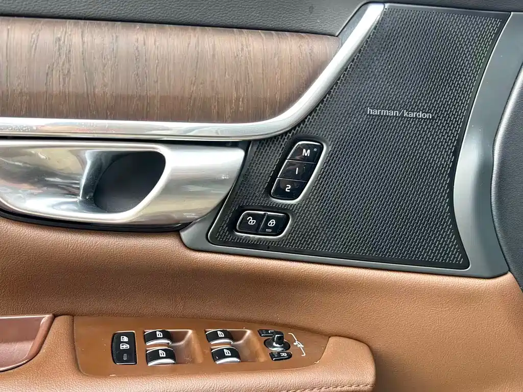 Volvo S90 2023 — фото 10