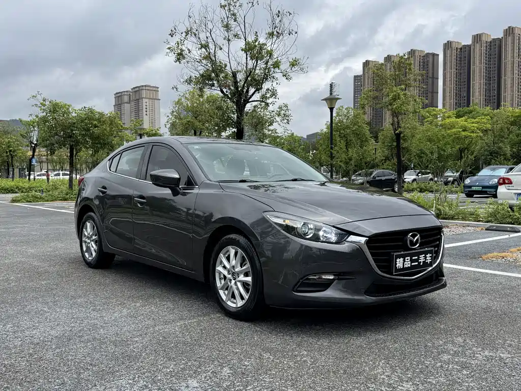 Mazda 3 Axela 2019 — фото 3