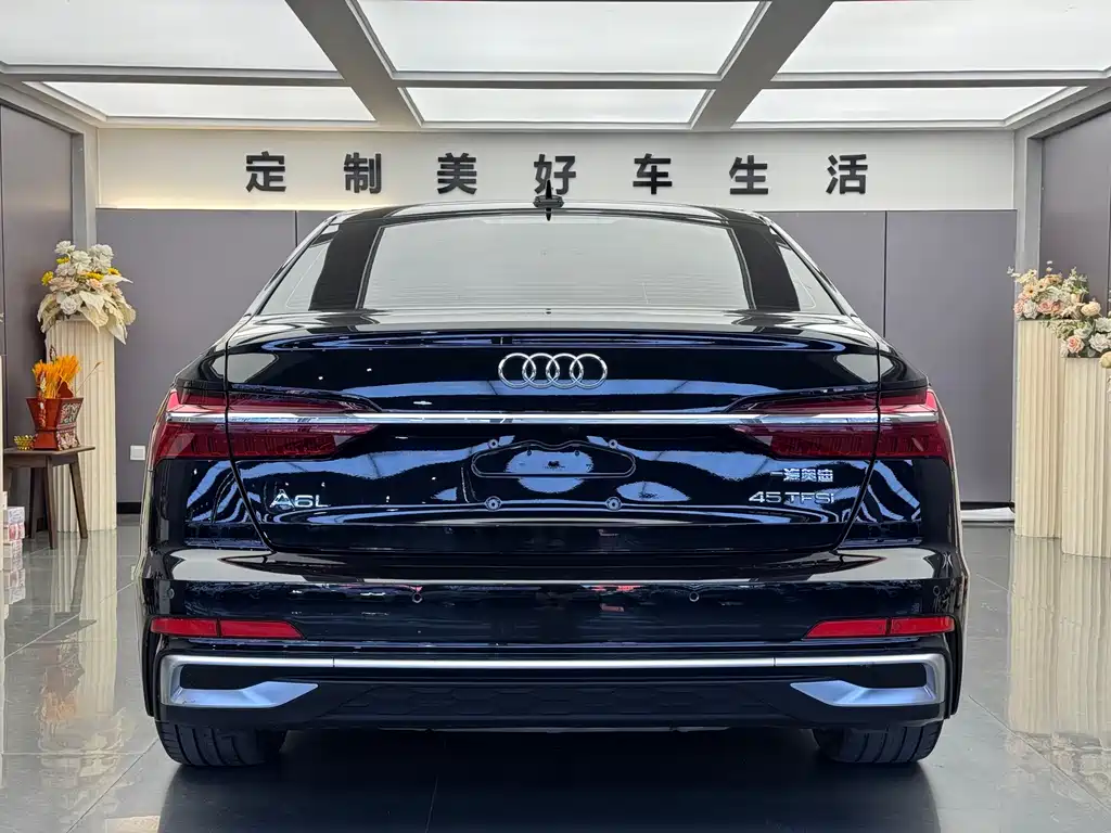 Audi A6L 2025 — фото 13