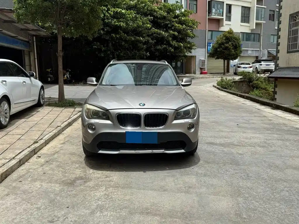 BMW X1 2012