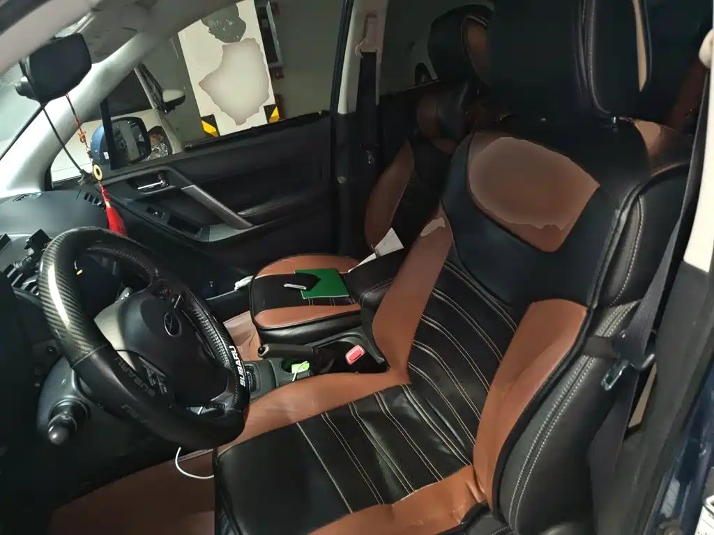 Subaru Forester 2014 — фото 12