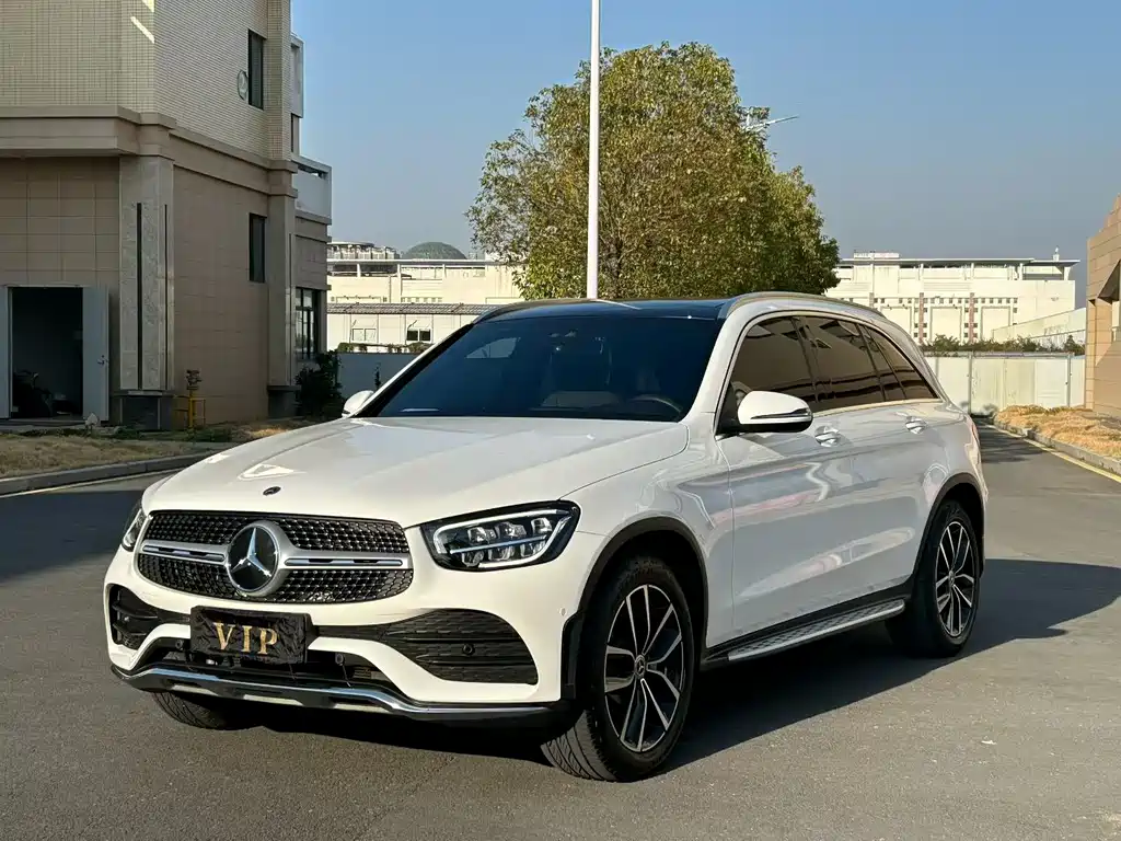 Mercedes-Benz GLC 2021 — фото 1