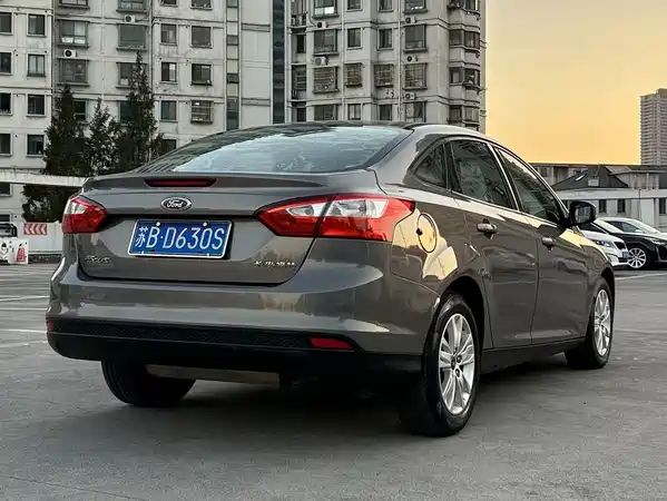 Ford Focus 2012