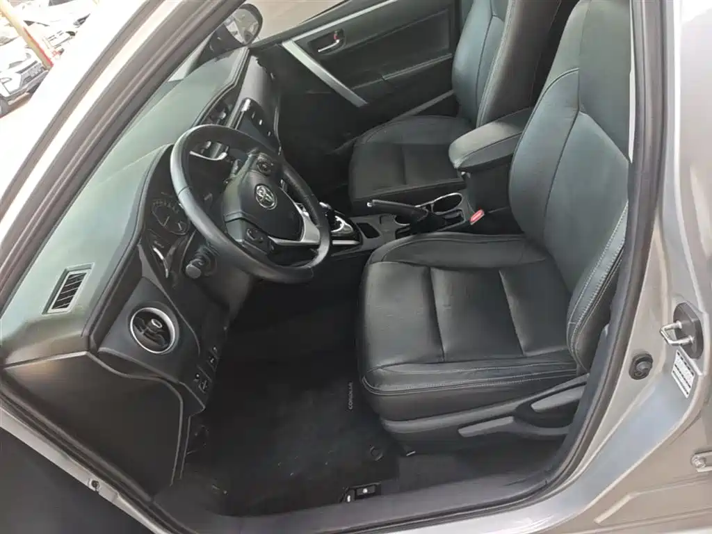 Toyota Corolla 2019 — фото 15