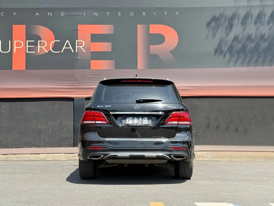 Mercedes-Benz GLE 2018 — фото 4