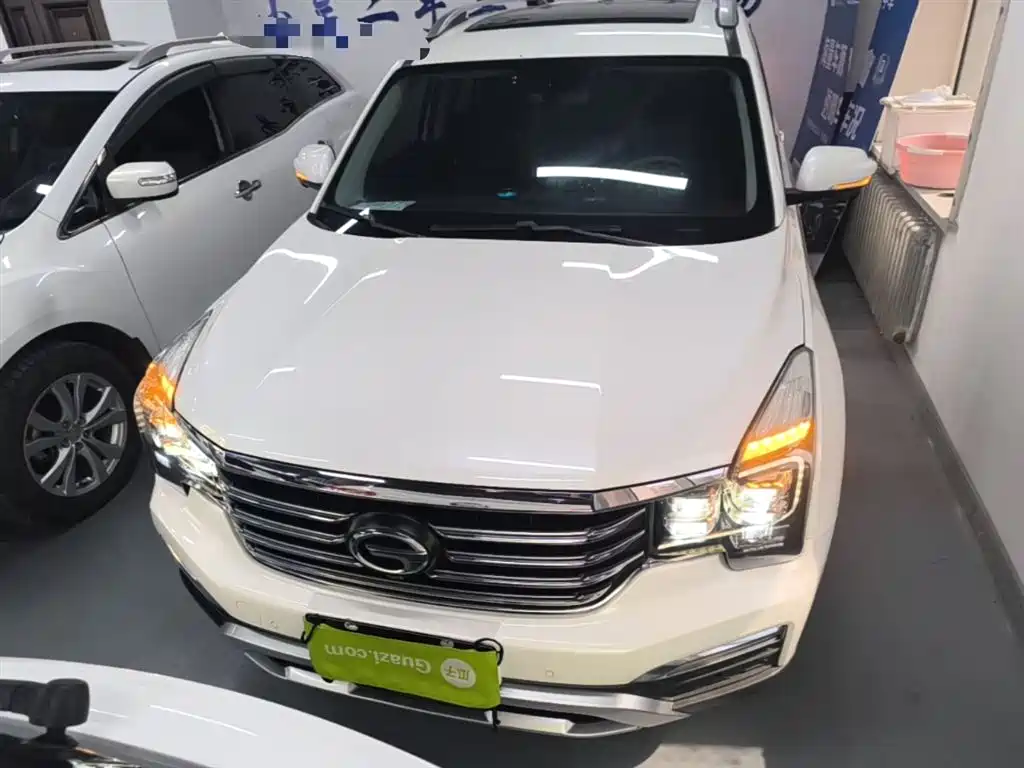 GAC Motor Trumpchi GS8 2017 — фото 3