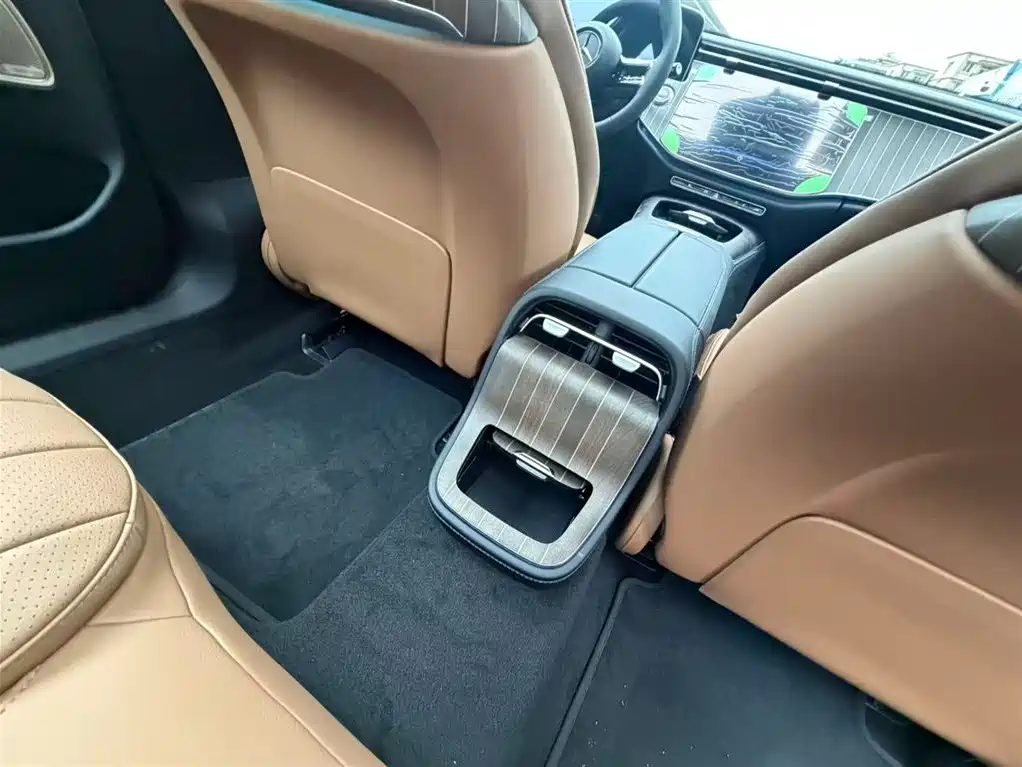 Mercedes-Benz E-Class 2026 — фото 15