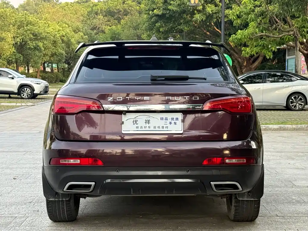 Zotye SR7 2018 — фото 11
