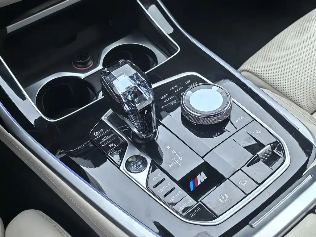 BMW X7 2019 — фото 9