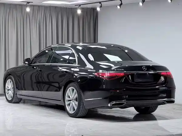 Mercedes-Benz S-Class 2022