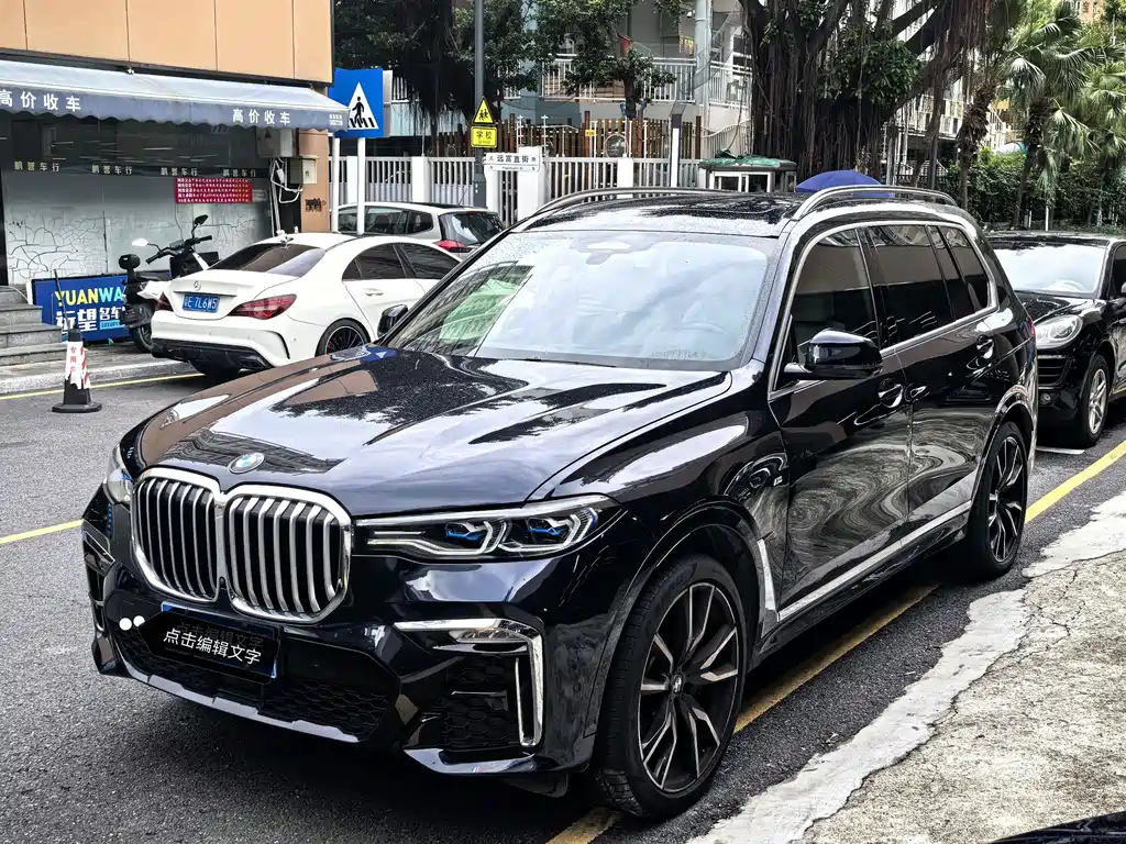BMW X7 2019 — фото 1