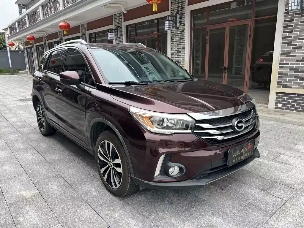 GAC Motor Trumpchi GS4 2015 — фото 2