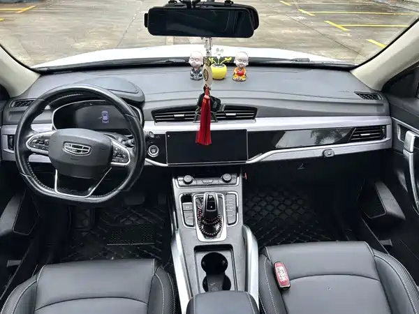 Geely Boyue 2021