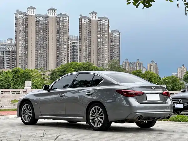 Infiniti Q50L 2019