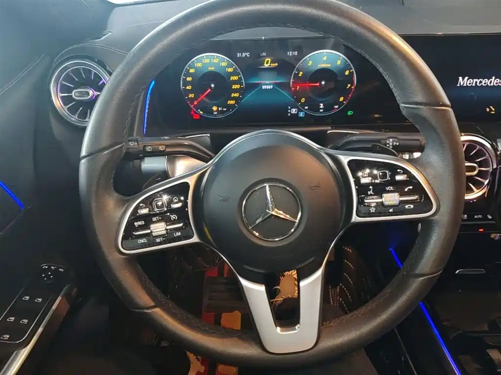 Mercedes-Benz GLB 2021 — фото 11