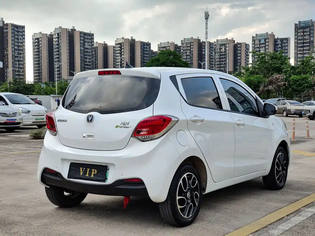 Changan Benben E-Star 2022 — фото 7