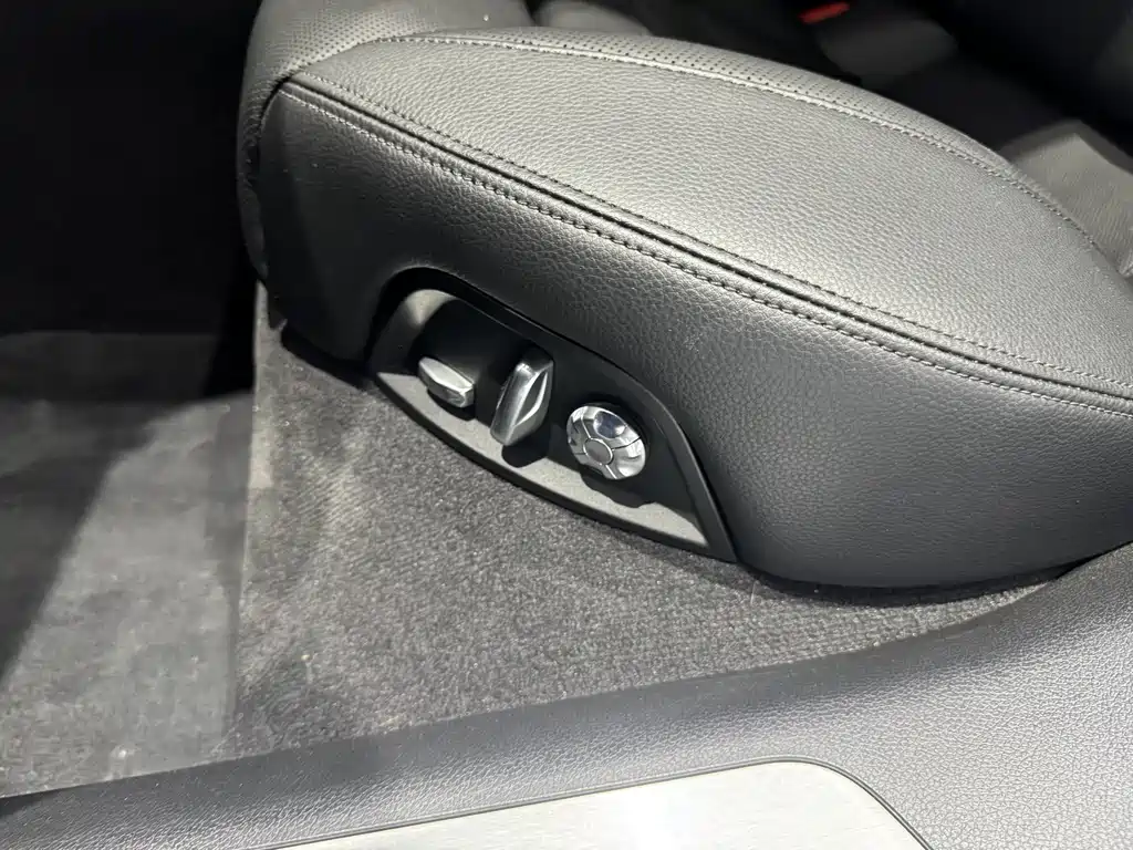 Porsche Panamera 2017 — фото 15