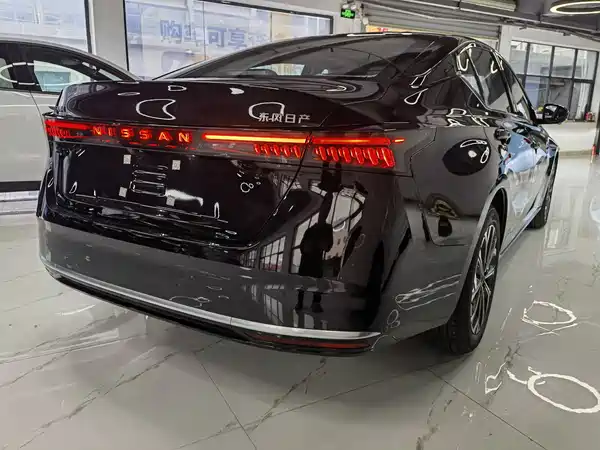 Nissan Teana 2026