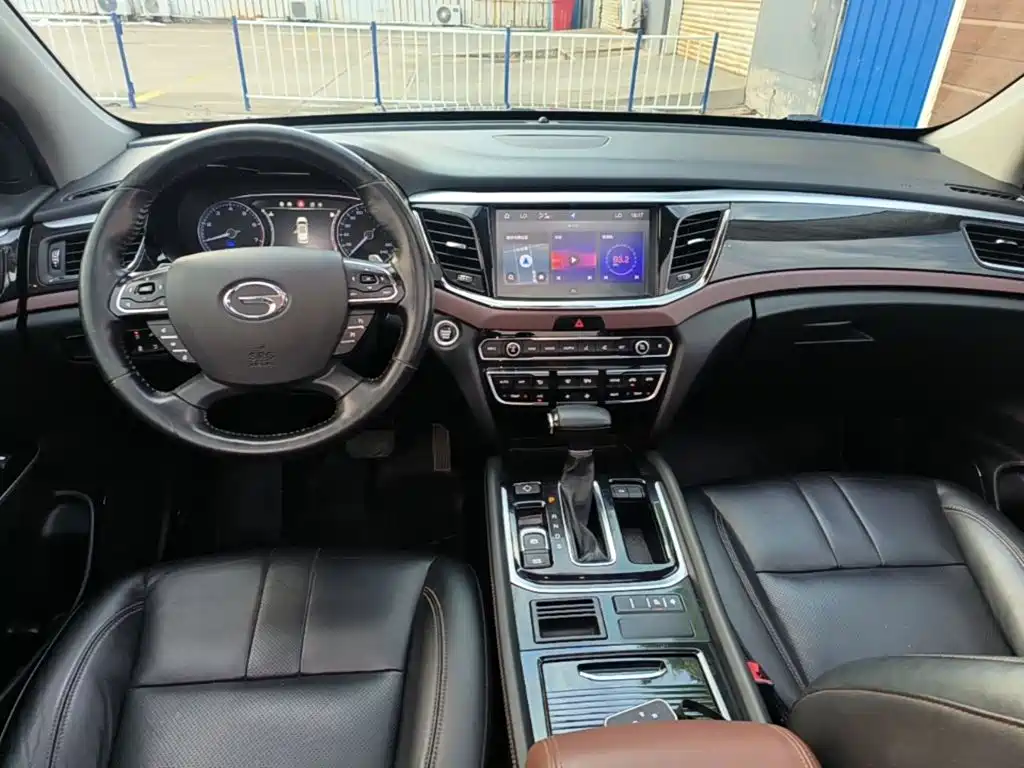 GAC Motor Trumpchi GS8 2019 — фото 10
