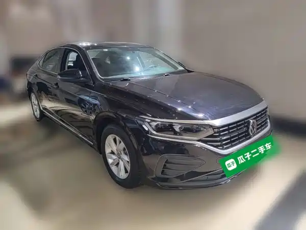 Volkswagen Passat 2025