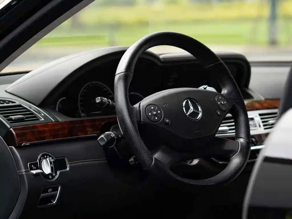 Mercedes-Benz S-Class AMG 2011 — фото 13