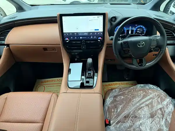 Toyota Alphard 2026