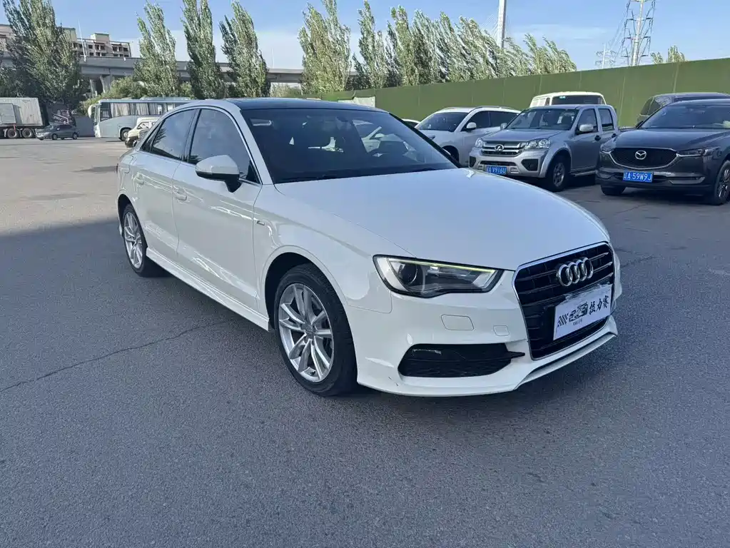 Audi A3 2014 — фото 3