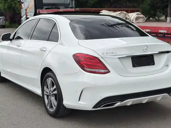 Mercedes-Benz C-Class 2018