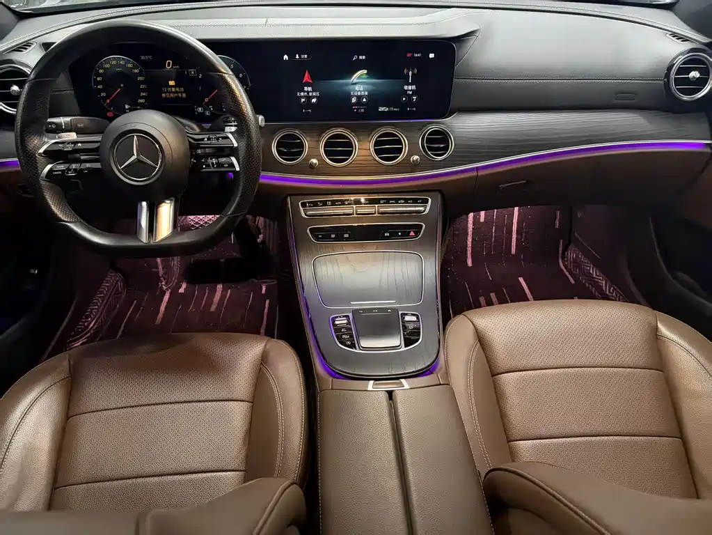 Mercedes-Benz E-Class 2021 — фото 16