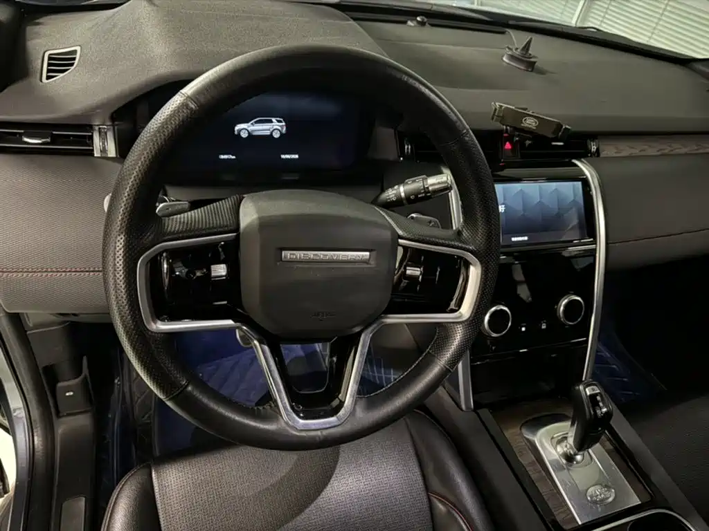 Land Rover Discovery Sport 2022 — фото 12