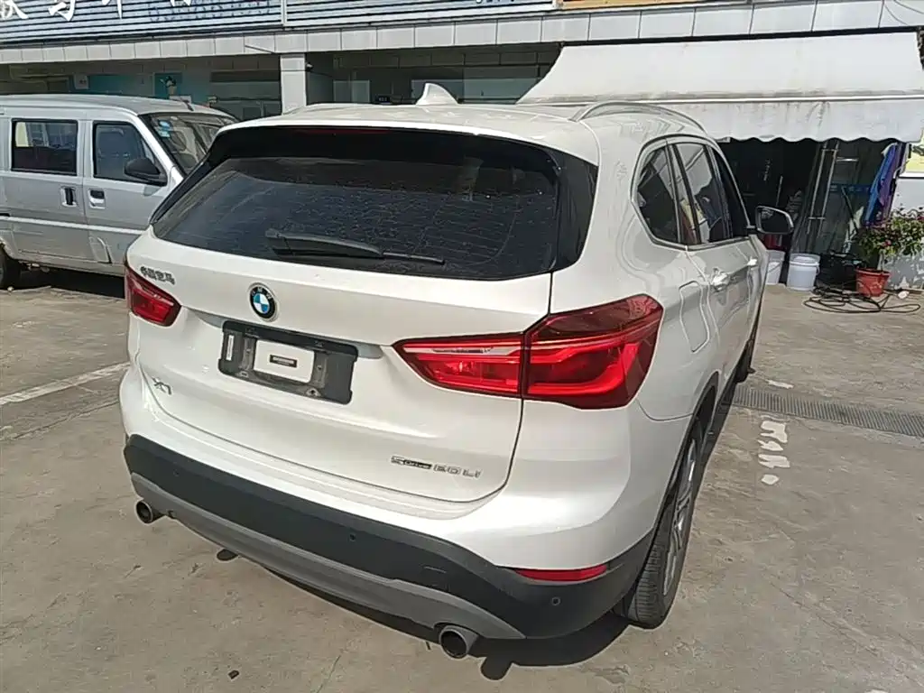 BMW X1 2018 — фото 7