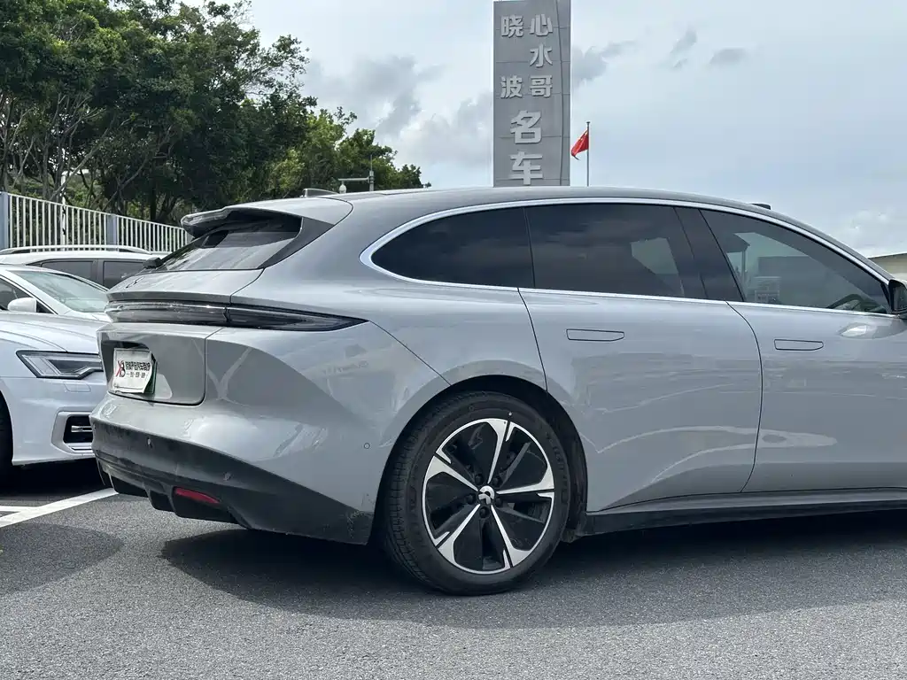 NIO ET5T 2023